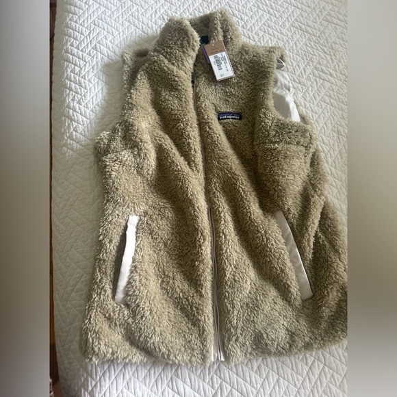 Patagonia Beige Sherpa Vest - Picture 5 of 13